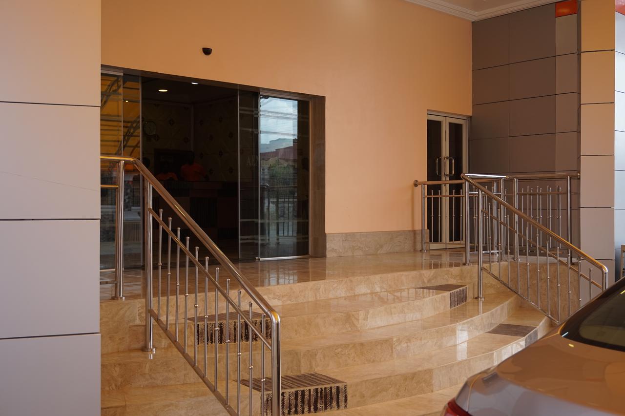 Aenon Suites Oshogbo ภายนอก รูปภาพ