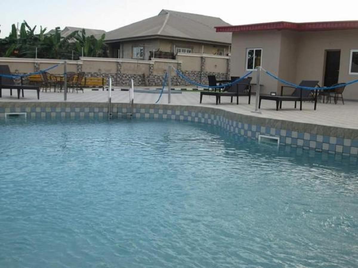 Aenon Suites Oshogbo ภายนอก รูปภาพ